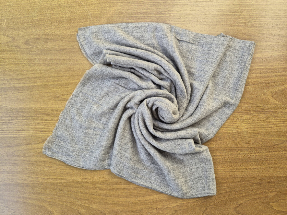 Thinlight-Schal – Farbe Nebelgrau